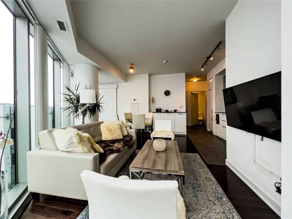 Luxury Condo In The Heart Of Toronto - Next To Scotiabank Arena Exterior foto